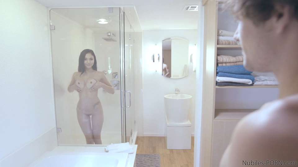 Ariana Marie