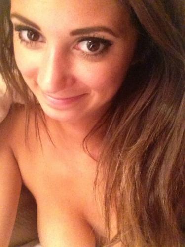 Young Busty American Selfie Girls Perfect Body